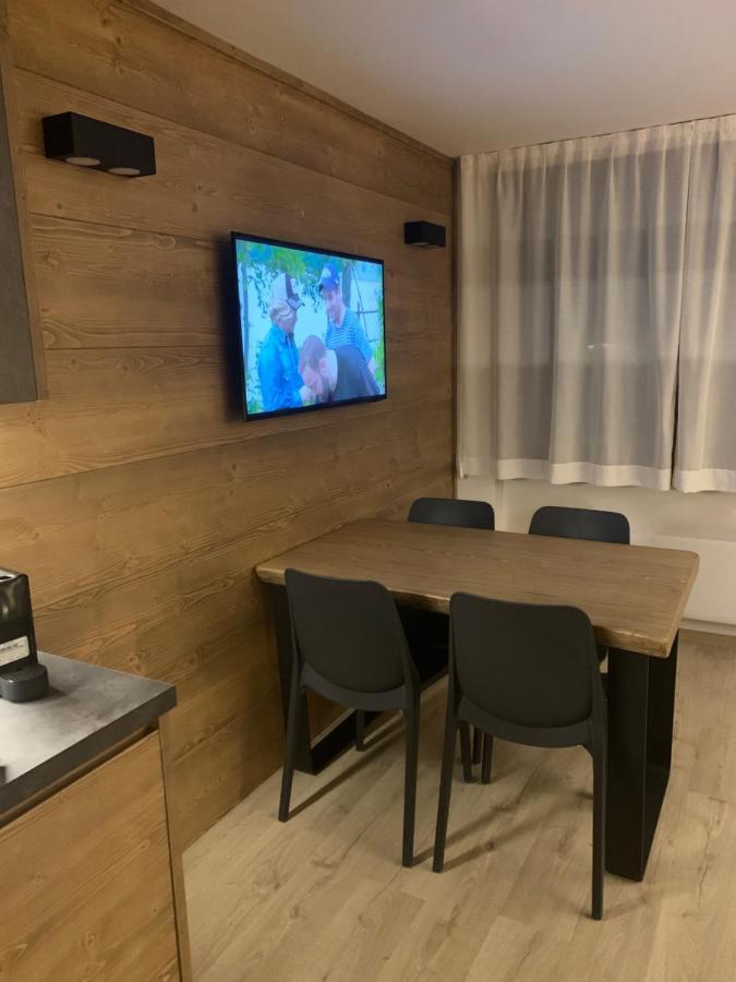 Des Alpes C Flat 11 Apartment *
